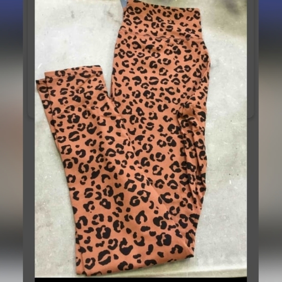 WOMEN'S HIGH WAISTED- LEOPARD PRINT LEGGINGS BROWN 🌴 - Picture 3 of 4